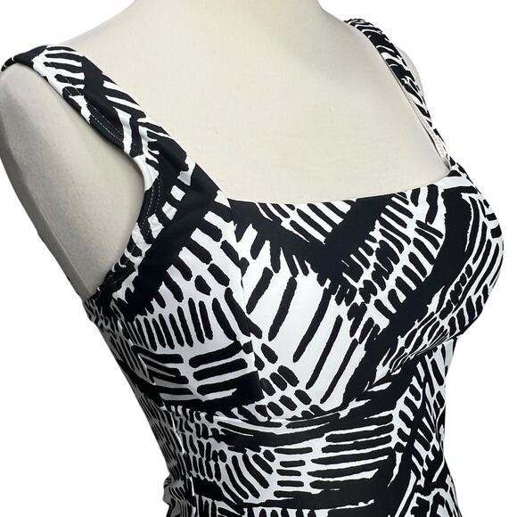 Sea Level Swim Tankini Top Womens 8 Black White Pampas Square Neck Multifit Cup - Picture 3 of 14